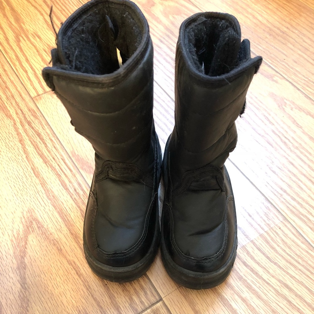 Snow Boots
